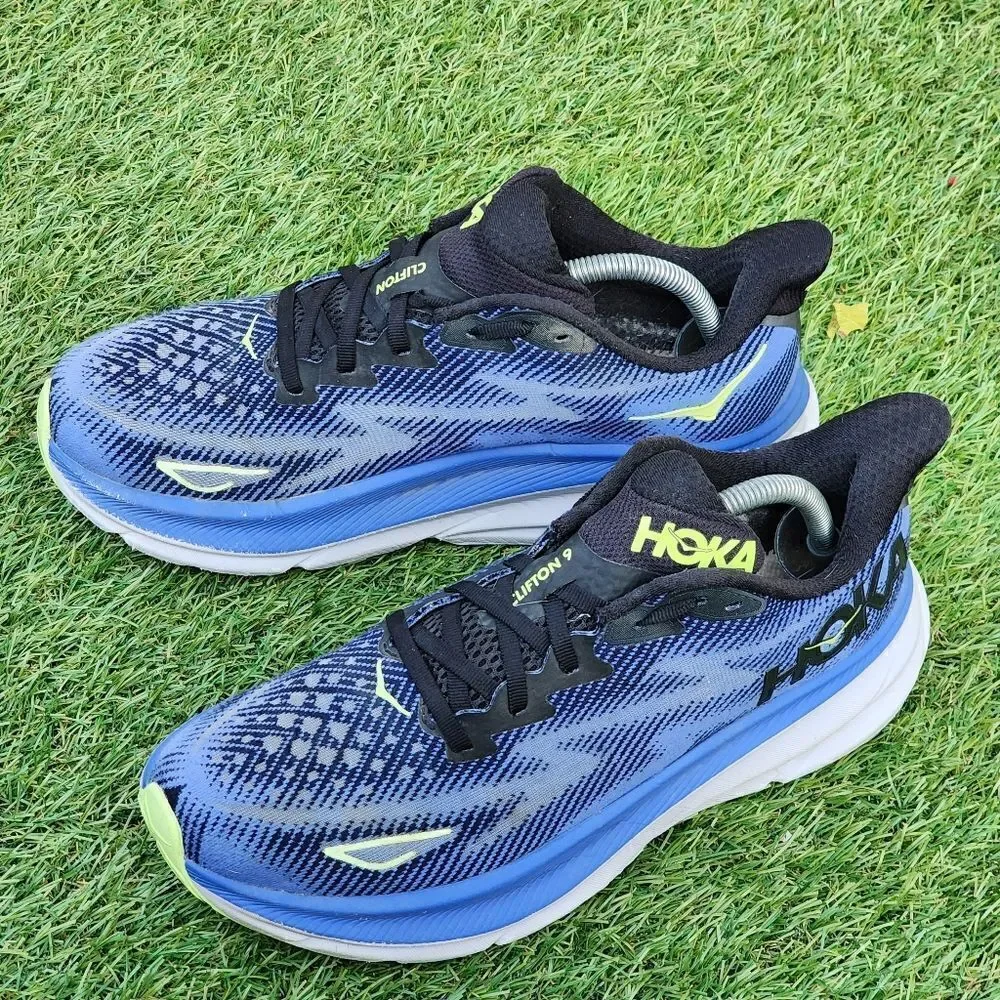 HOKA CLIFTON 9 - Womens Athletic Shoes - SIZE 10B ***No Insoles ***